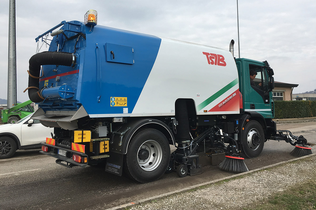 TS SERIES – ROAD SWEEPERS