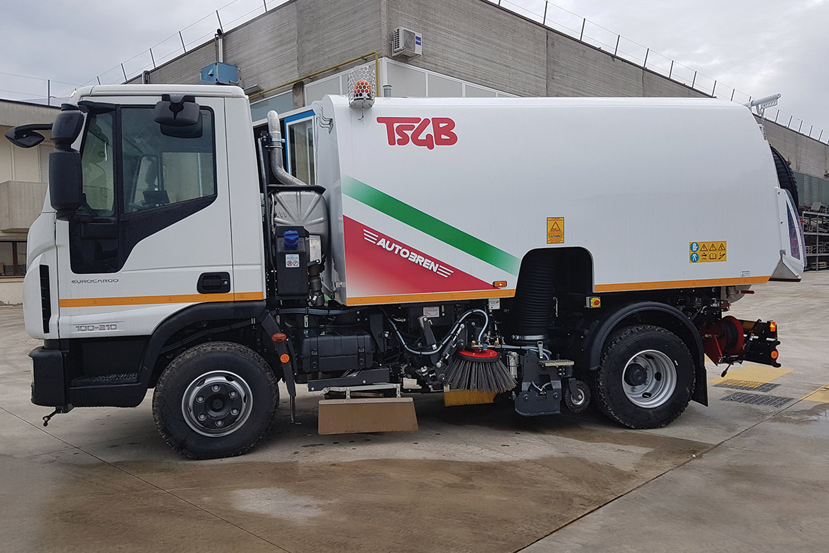 TS SERIES – ROAD SWEEPERS